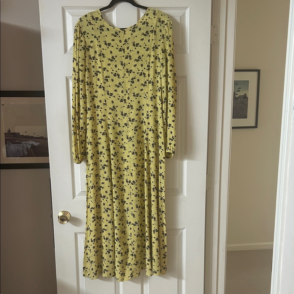LACAUSA Yellow Long-Sleeve Floral Maxi Dress